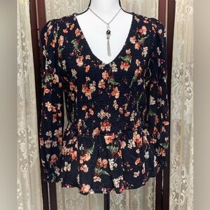 OLD NAVY L/S SMOCKED FLORAL TOP - SZ XLP